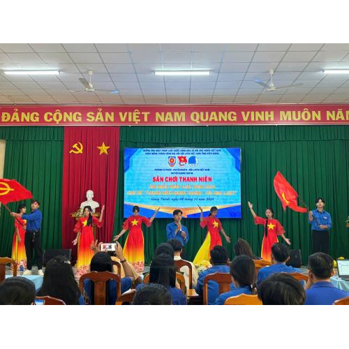 GIANG THÀNH TỔ CHỨC SÂN CHƠI THANH NIÊN TÌM HIỂU PHÁP LUẬT